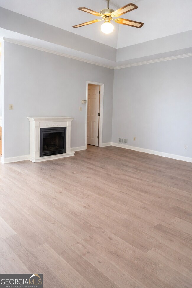 Building Photo - 120 Old Conyers Dr