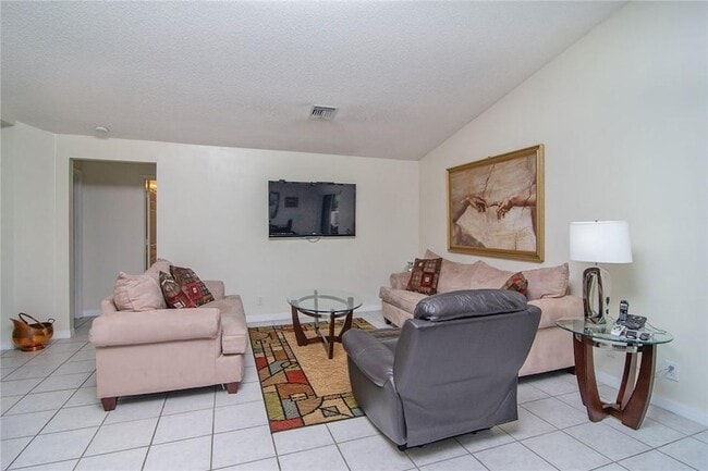 Building Photo - 4297 Pine Ridge Ct