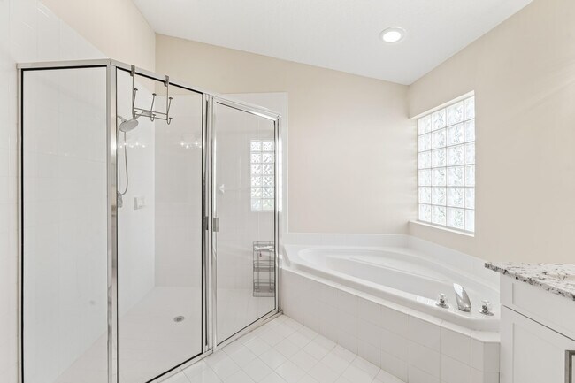 Building Photo - 3817 Miramontes Cir