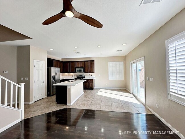 Building Photo - 9772 Bedstraw St