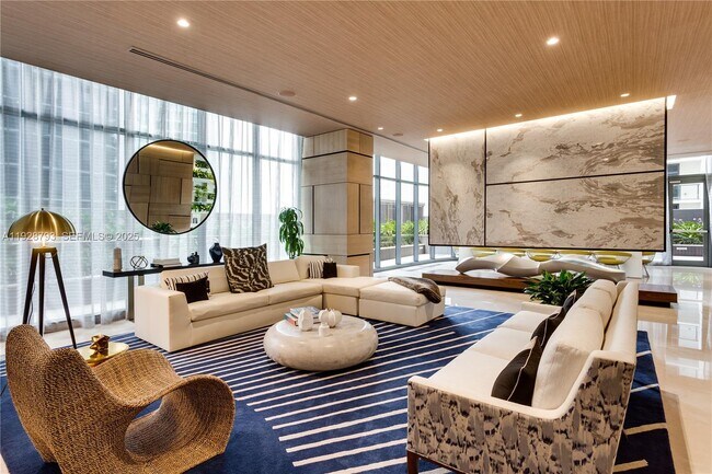 Building Photo - 45 SW 9th St