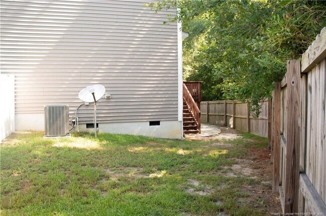 Building Photo - 44 Coswell Ct