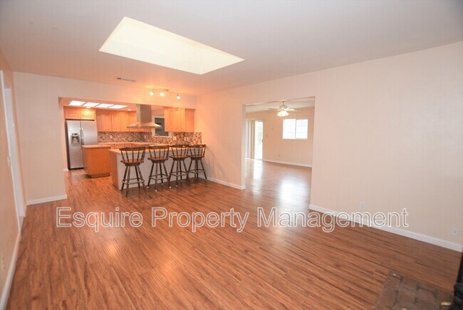 Building Photo - 3701 Taffrail Ln