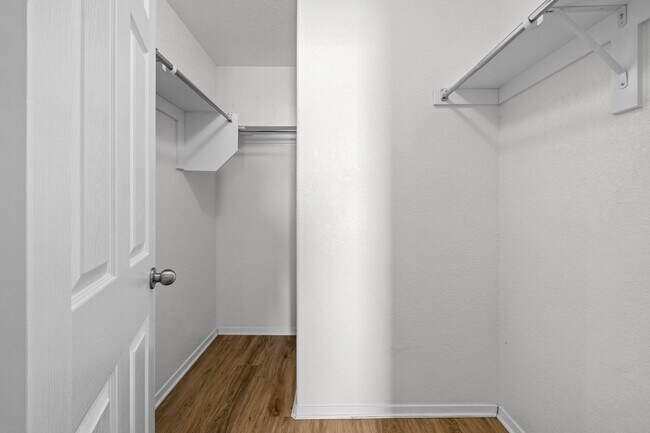 Building Photo - Fayetteville home | Near U of A