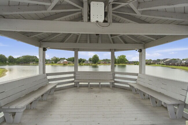 Building Photo - Now available, freshly painted with a community pool!