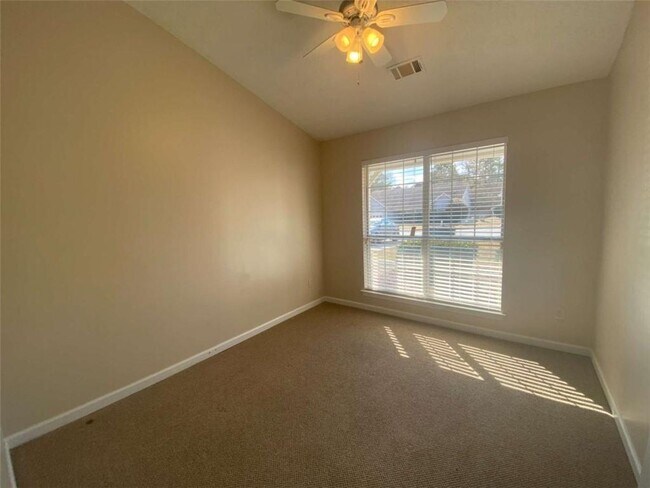 Building Photo - 1705 Westfield Ct NW