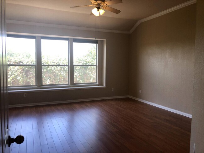 Building Photo - 13529 Anarosa Loop