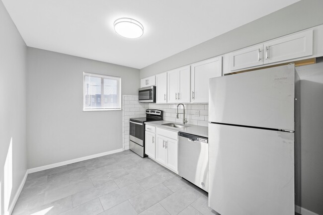 Building Photo - Gravois Hills Apartments