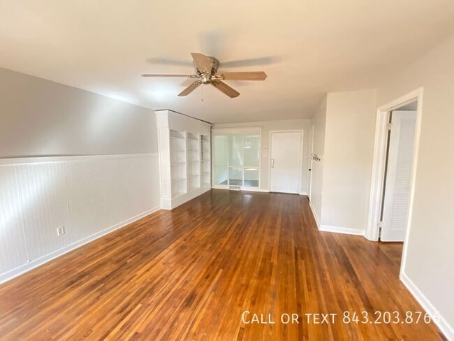 Building Photo - 1821 Somerset Cir