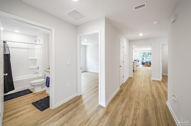 Building Photo - 6347 Burrow Ln