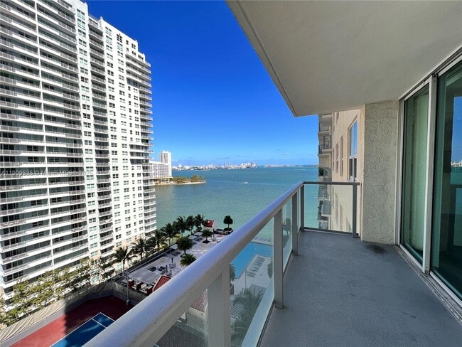 Primary Photo - 1155 Brickell Bay Dr