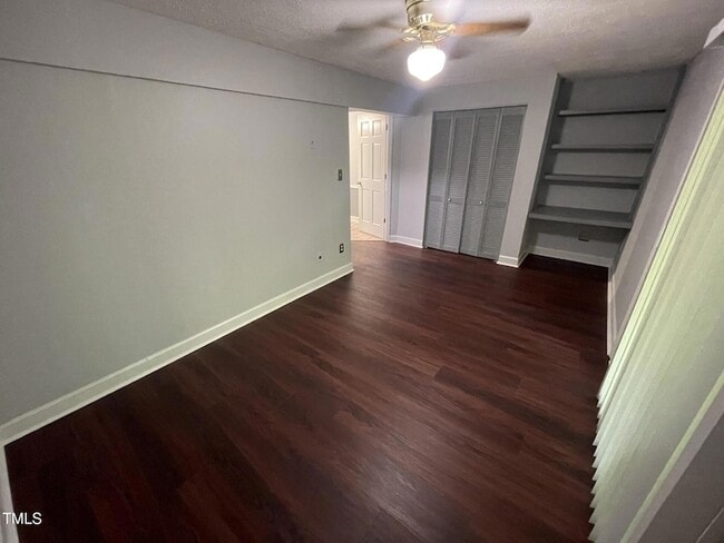 Building Photo - 7276 Shellburne Dr