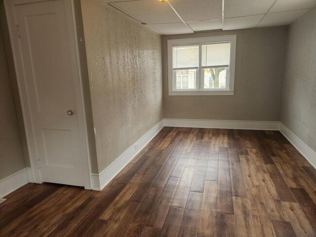 Building Photo - 200 Gold Ave NW