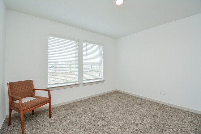 Building Photo - 7326 Marina Hts Wy