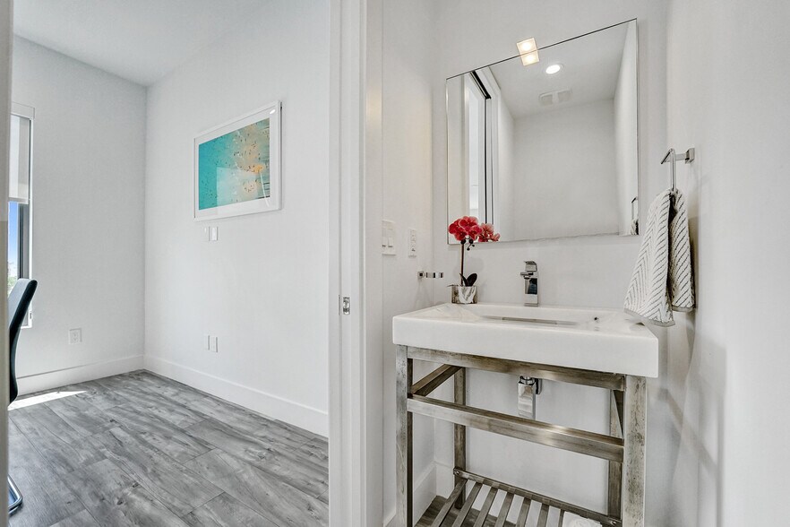 Building Photo - 344 Balboa St