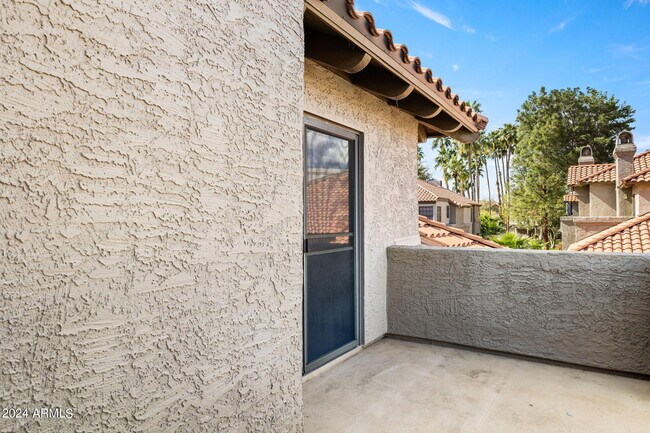 Building Photo - 10017 E Mountain View Rd