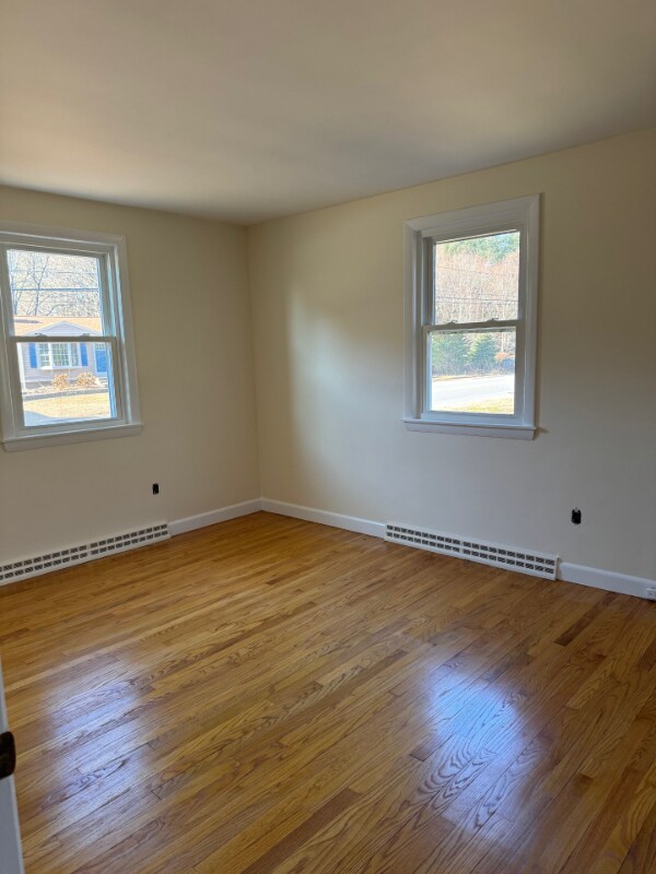 Building Photo - 520 Elm St