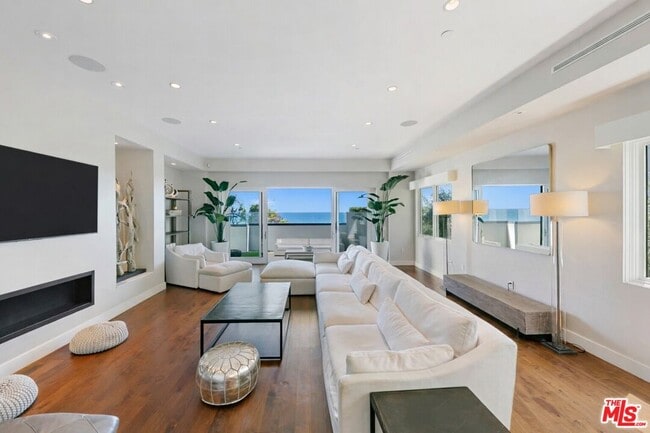 Building Photo - 22065 Pacific Coast Hwy