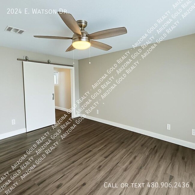 Building Photo - 2024 E Watson Dr