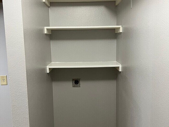 Building Photo - 3618 Candlehead Ln