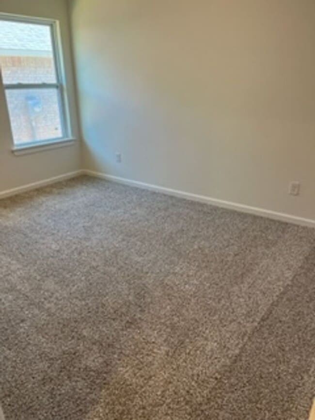 Building Photo - 1st Month Free!