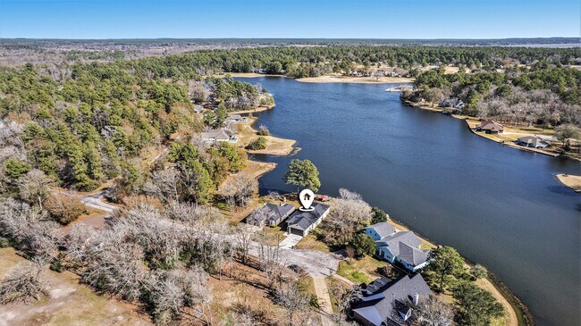 Building Photo - 475 Pinnacle