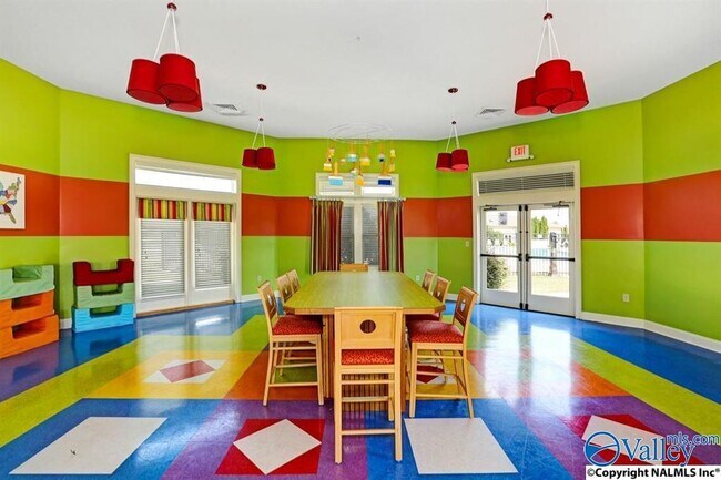 Building Photo - 275 Caudle Dr