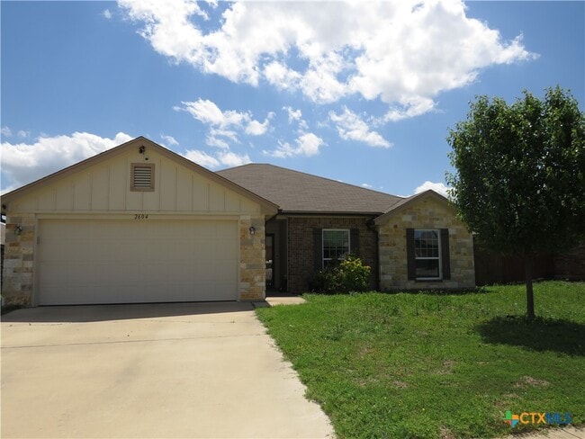 Primary Photo - 2604 Hector Dr