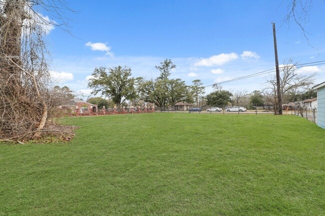 Building Photo - 7502 Ley Rd