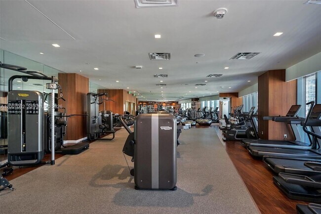 Building Photo - 1300 S Miami Ave