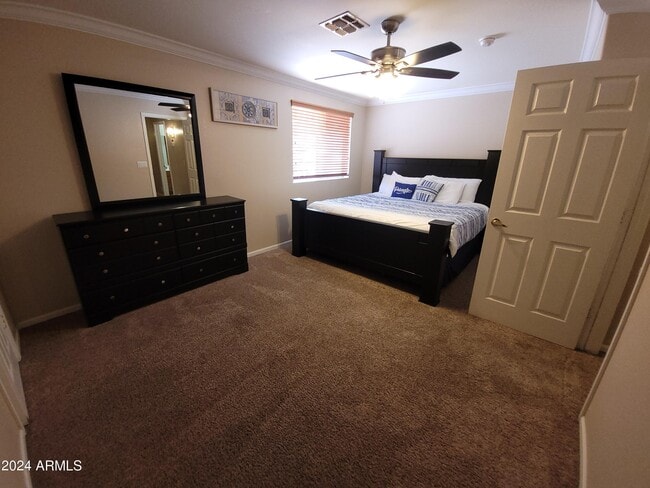 Building Photo - 8729 W Columbine Dr