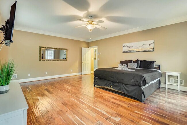 Building Photo - 2531 Old Salem Cir SE
