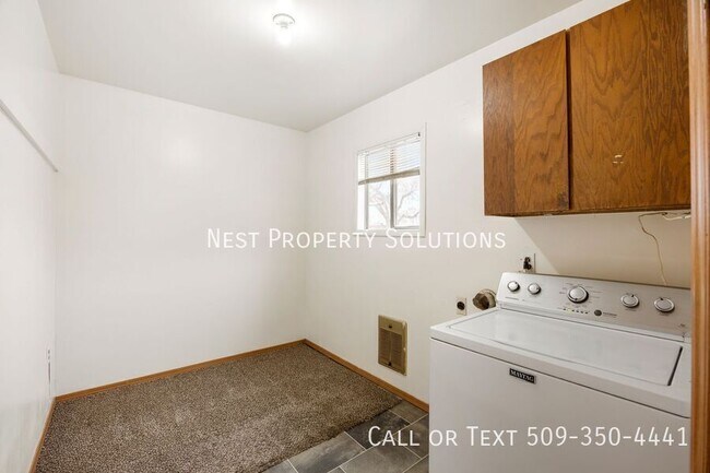 Building Photo - 1225 Arlington Dr