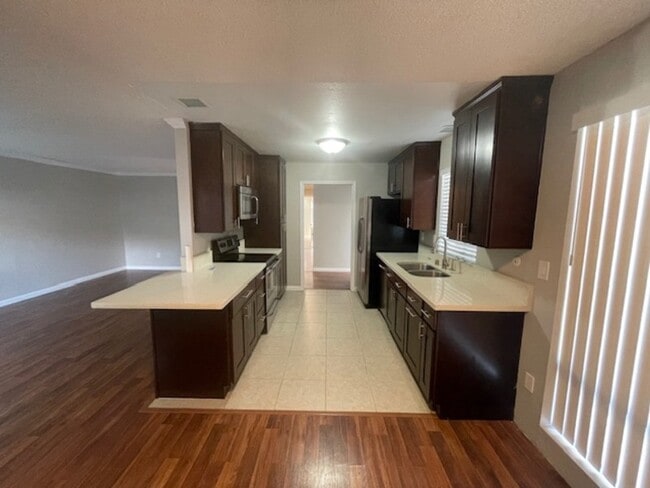 Building Photo - 2304 Altisma Way