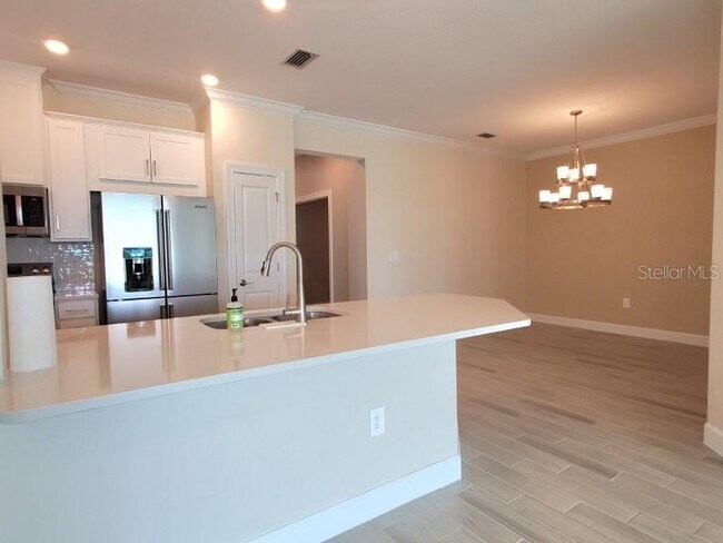 Building Photo - 16087 Ivy Rdg Ct