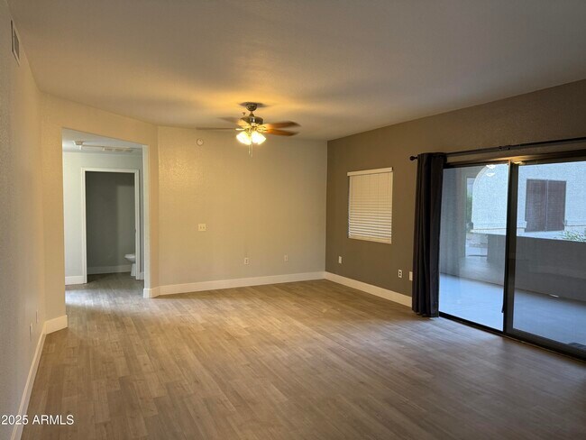 Building Photo - 9555 E Raintree Dr