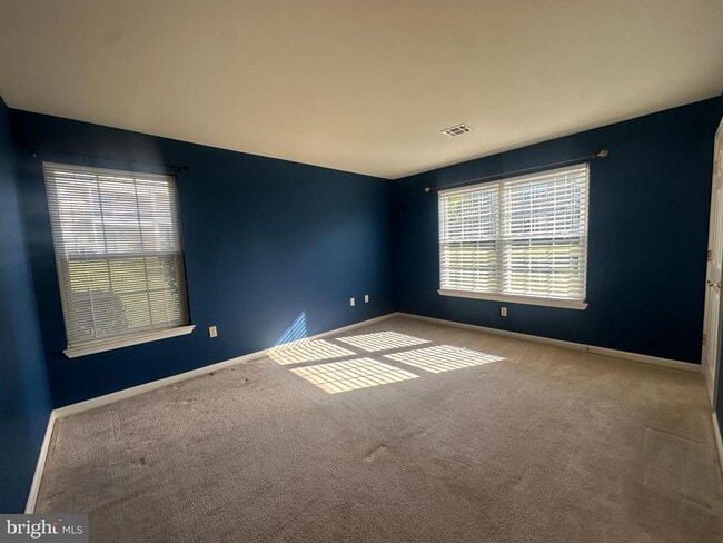 Building Photo - 141 Oriole Ct