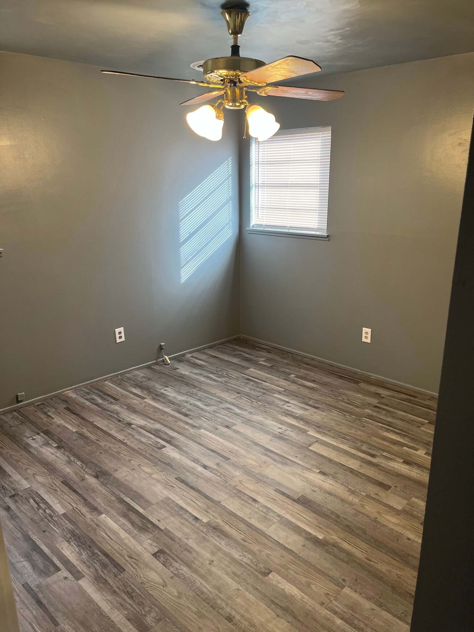 Building Photo - 5126 Taos Dr