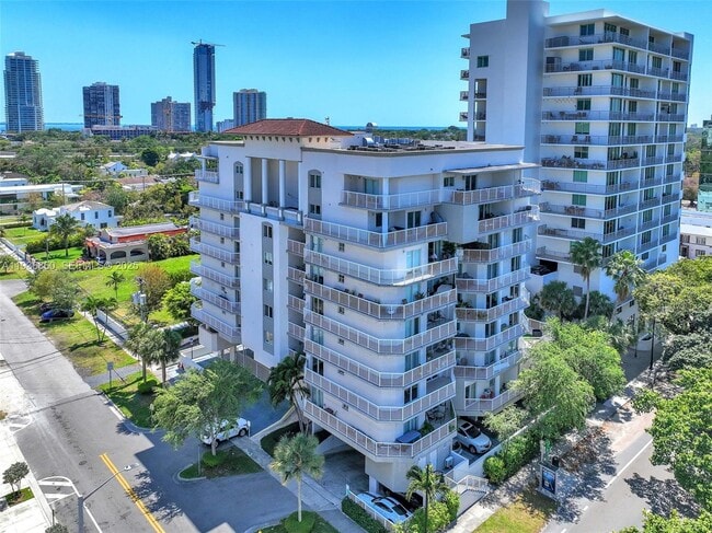 Building Photo - 280 SW 20th Rd