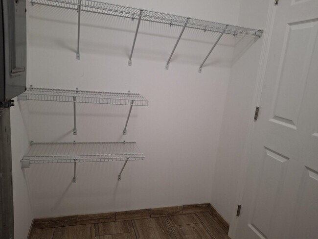 Building Photo - 103 Catalina Cir