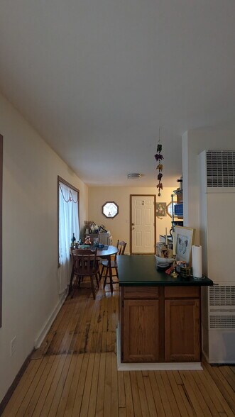 Building Photo - 2521 N Pierce St