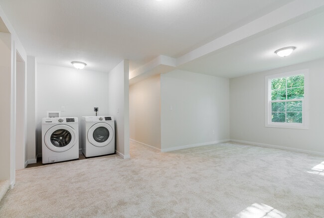 Building Photo - 2317 Kanza Pl