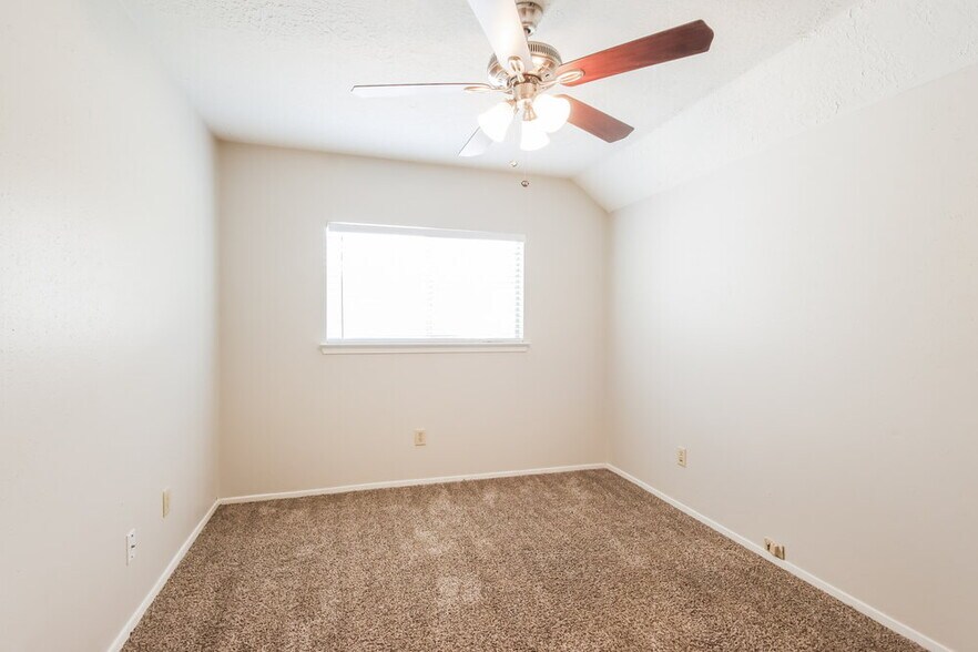 Building Photo - 11426 Milners Point Dr