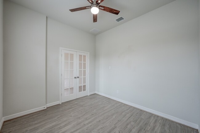 Building Photo - 15034 Baikal Teal Ter