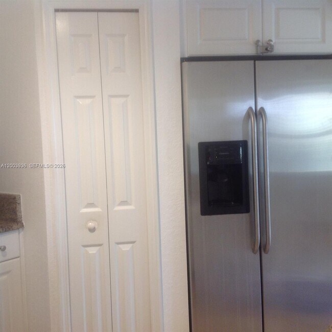 Building Photo - 11401 NW 89th St