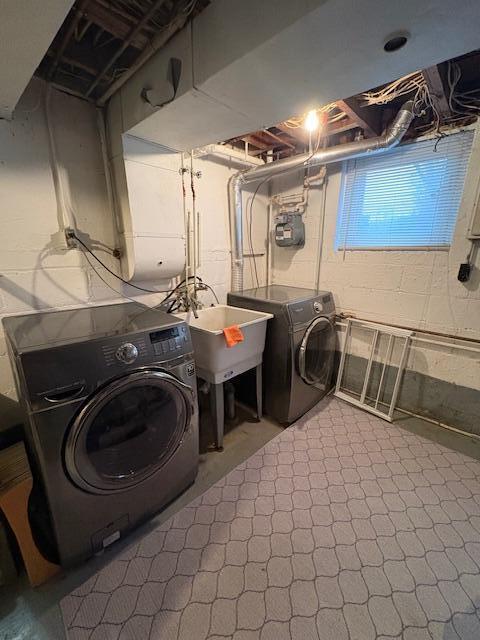 Building Photo - 3380 Norwood St