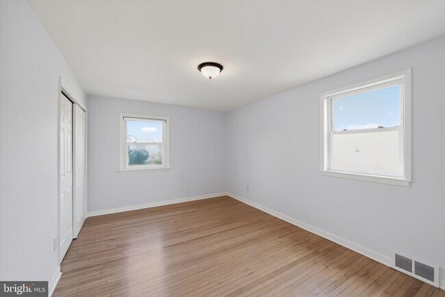 Building Photo - 1567 Sugartown Rd