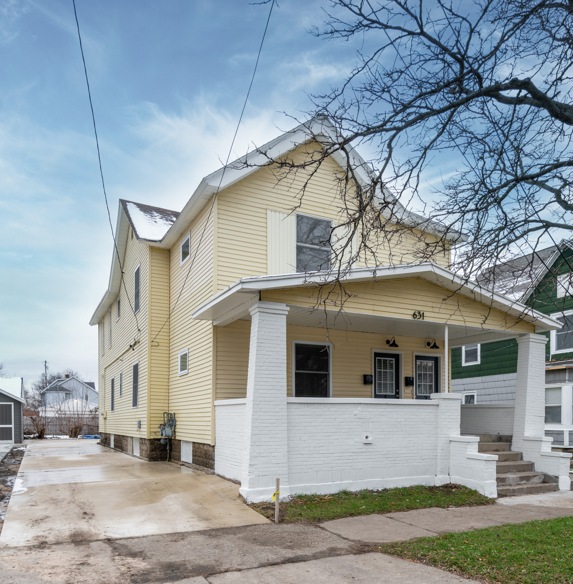 Building Photo - 631 3rd St NW