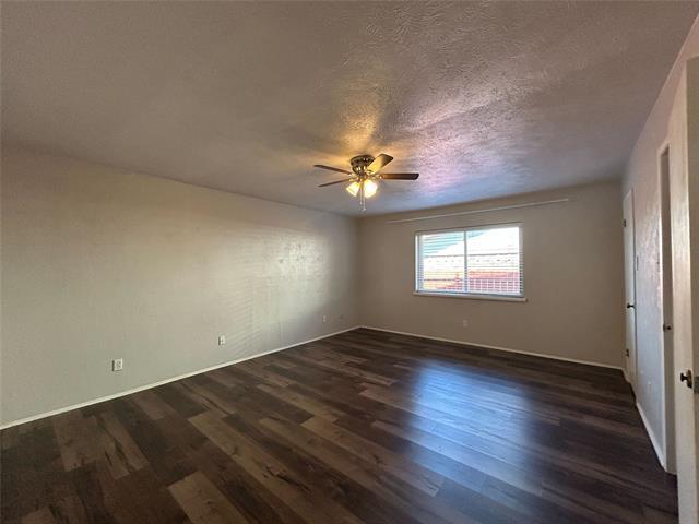 Building Photo - 10238 White Elm Rd