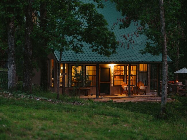 Building Photo - 10583 Two Girls Ln